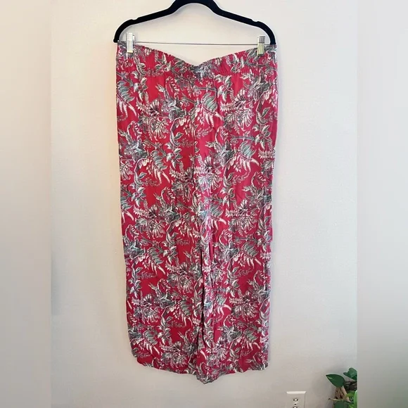 ANN TAYLOR LOFT Red Floral Wide Leg Causal Pants NWT - Picture 3 of 4